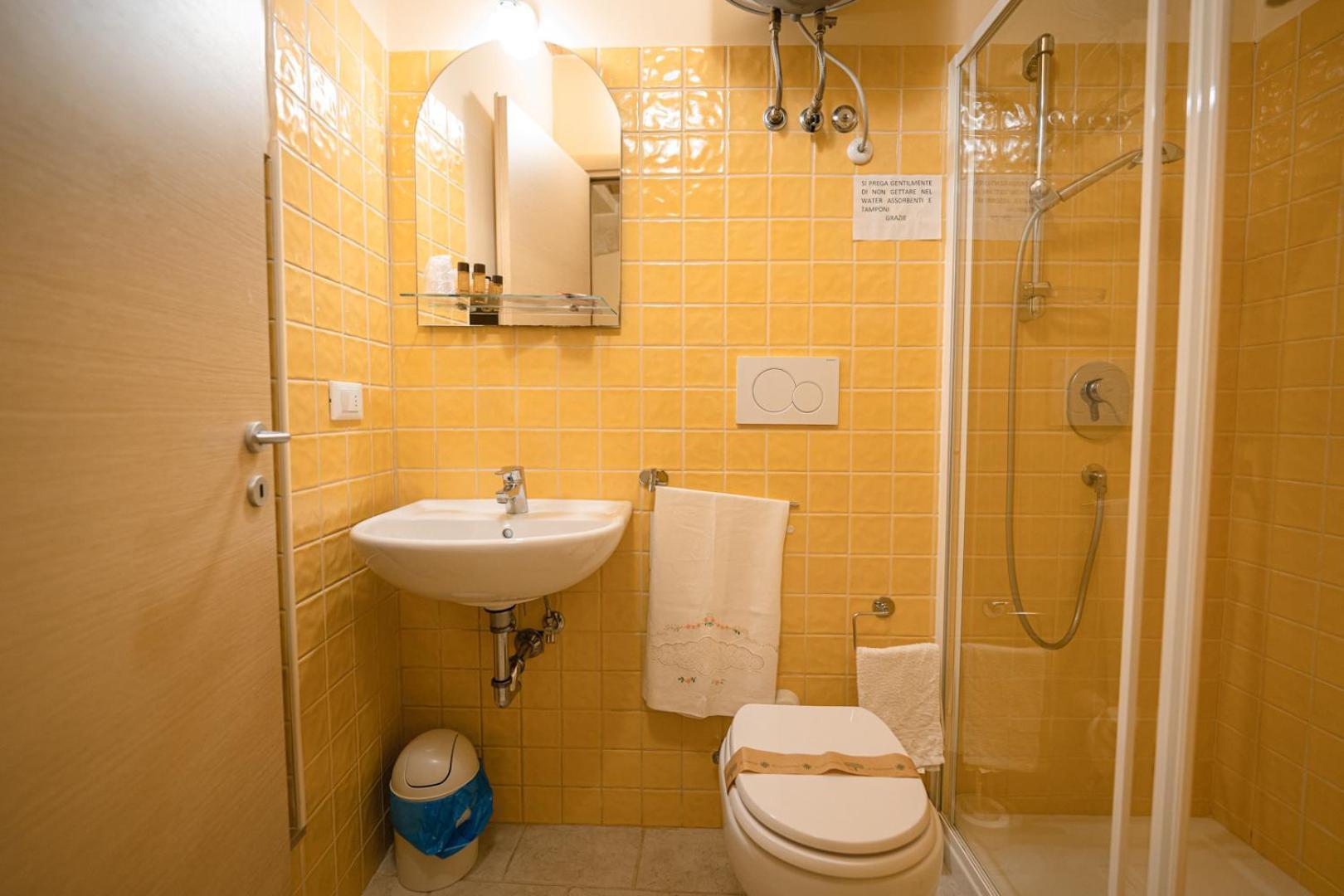 La Piccola Torre Hotel Bisceglie Room photo