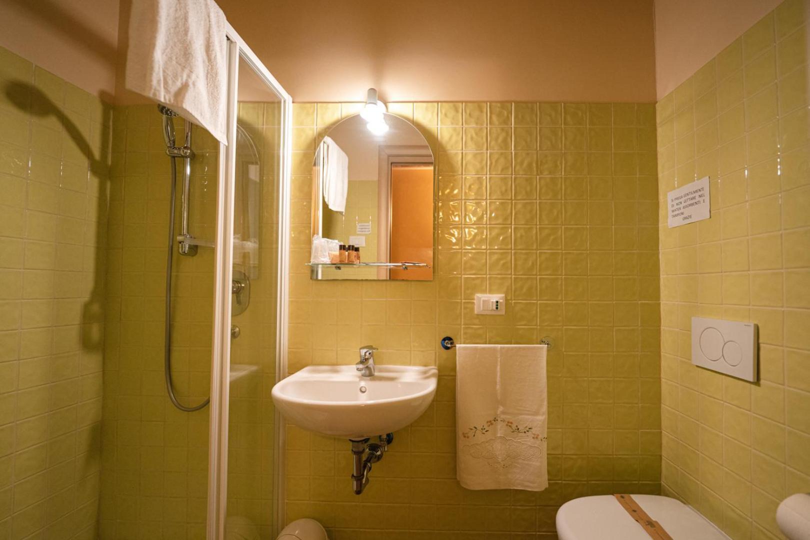 La Piccola Torre Hotel Bisceglie Exterior photo